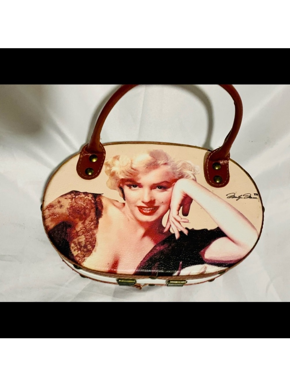 Marilyn Monroe Peach Oval Mini Bag with Red Handles